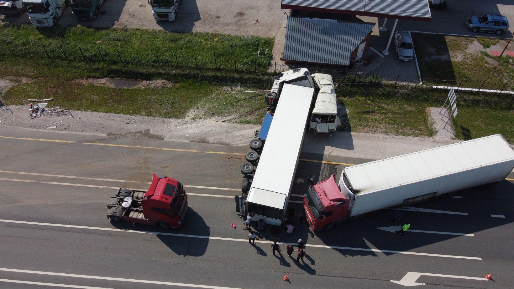 commercial truck accidents, severe truck crash injuries, truck crash injury statistics, commercial vehicle accident claims, truck accident injury lawyer, big truck crash risks, commercial truck safety concerns, truck accident severity factors, freight vehicle injury cases, trucking accident injury recovery